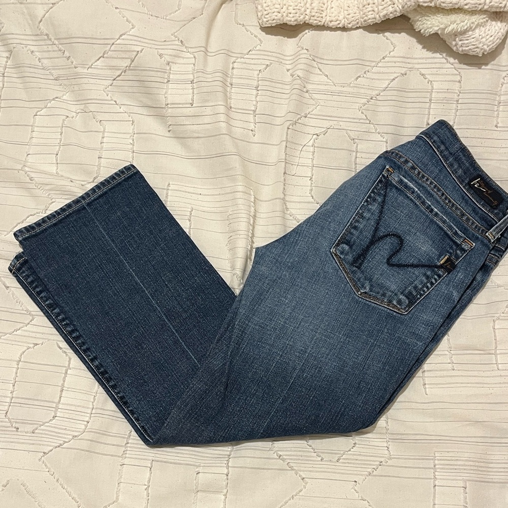 Classic Blue Women's cropped Jeans